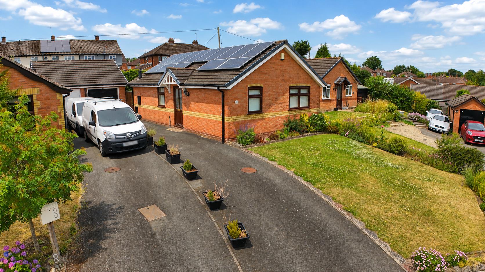 6 Heather Bank, Oswestry, SY11 3PT For Sale